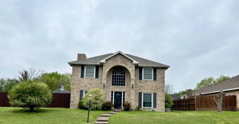 1613 Mockingbird Lane Desoto TX 75115