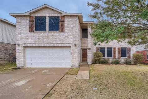 1216 Scarlet Sage Parkway Burleson TX 76028