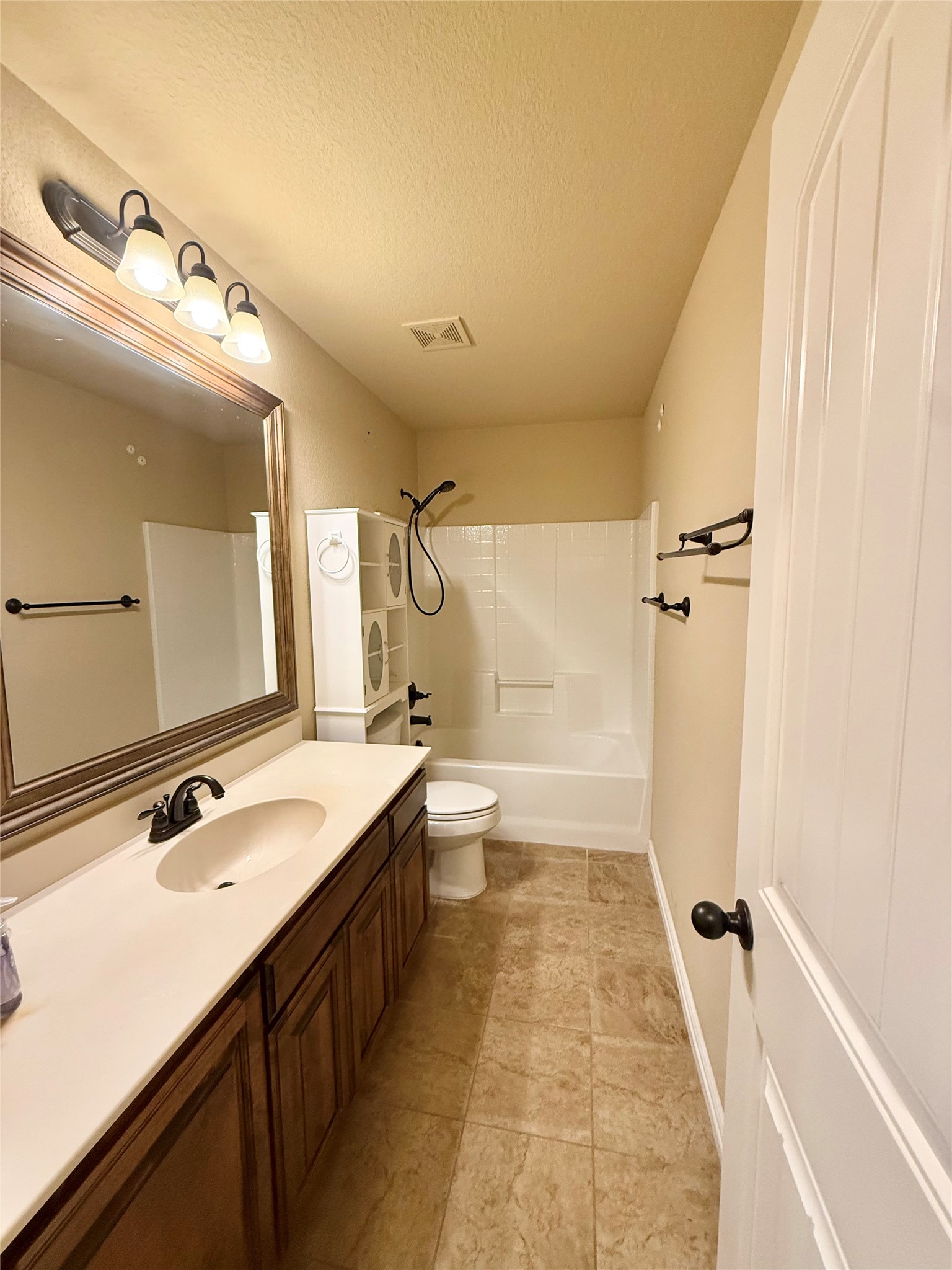409 Corriente Trail Azle TX 76020
