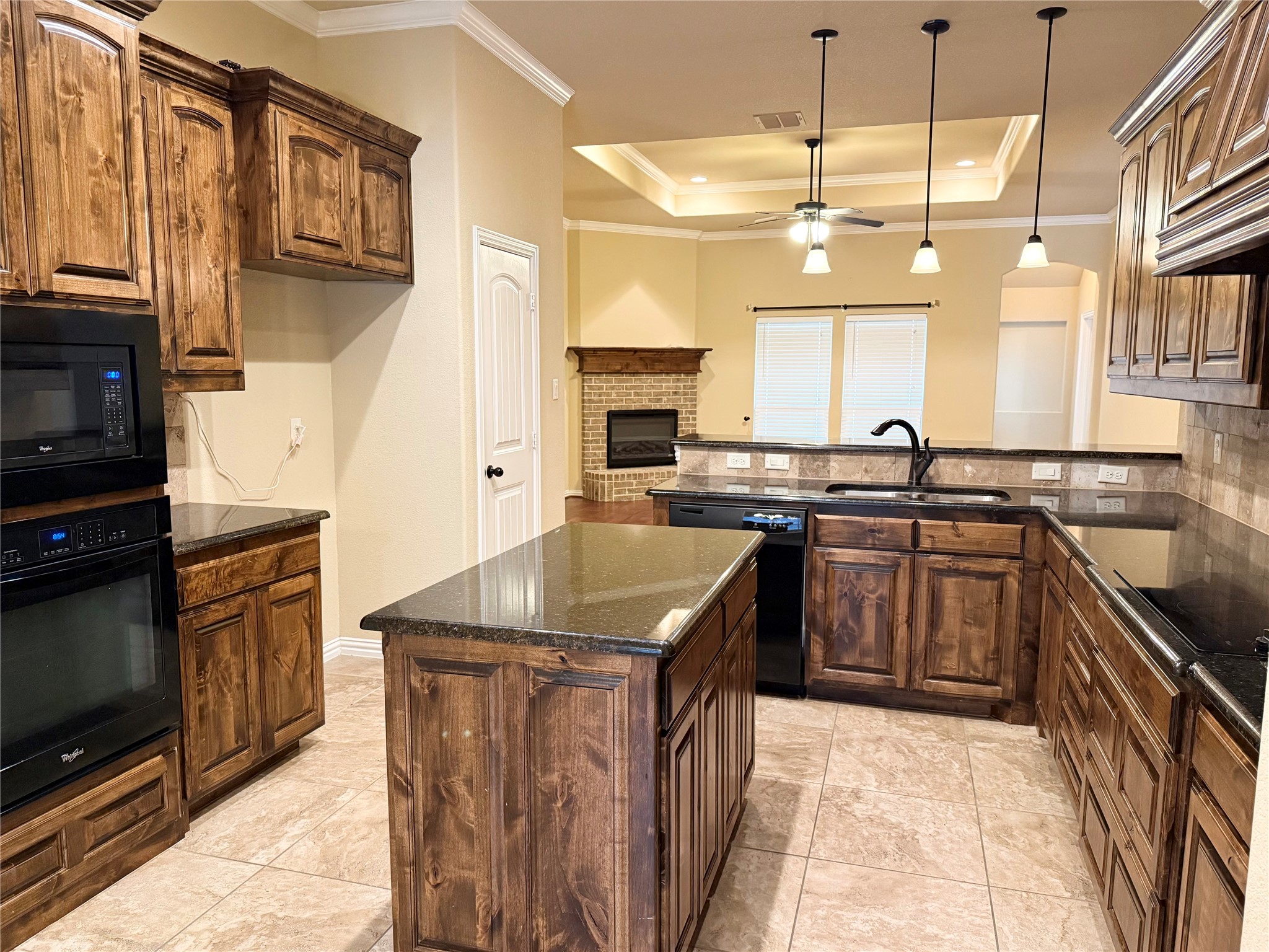 409 Corriente Trail Azle TX 76020