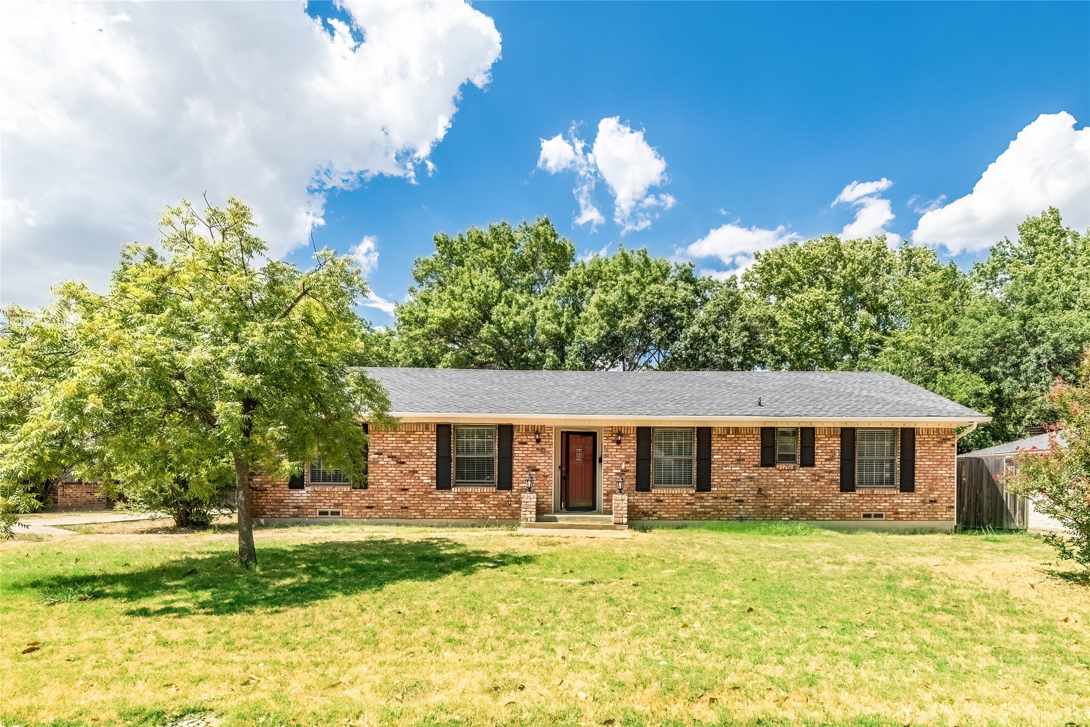 1717 E 15th Street Plano TX 75074