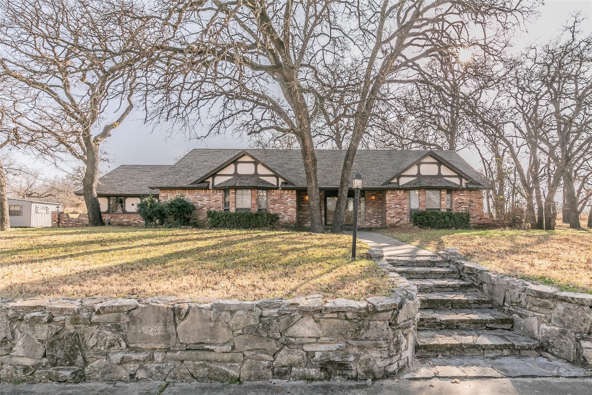 300 Huggins Drive Springtown TX 76082