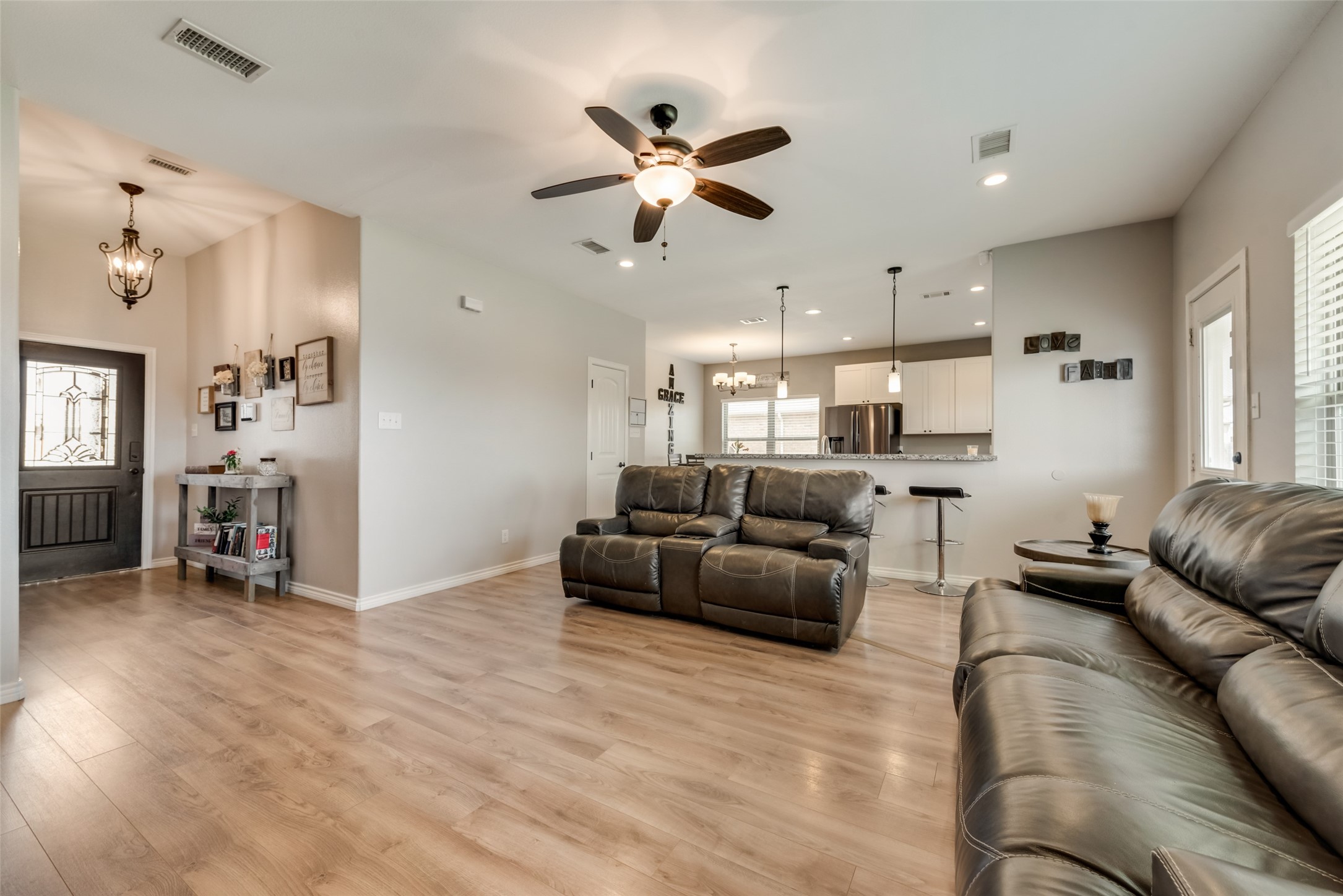 110 Springleaf Lane Mabank TX 75147