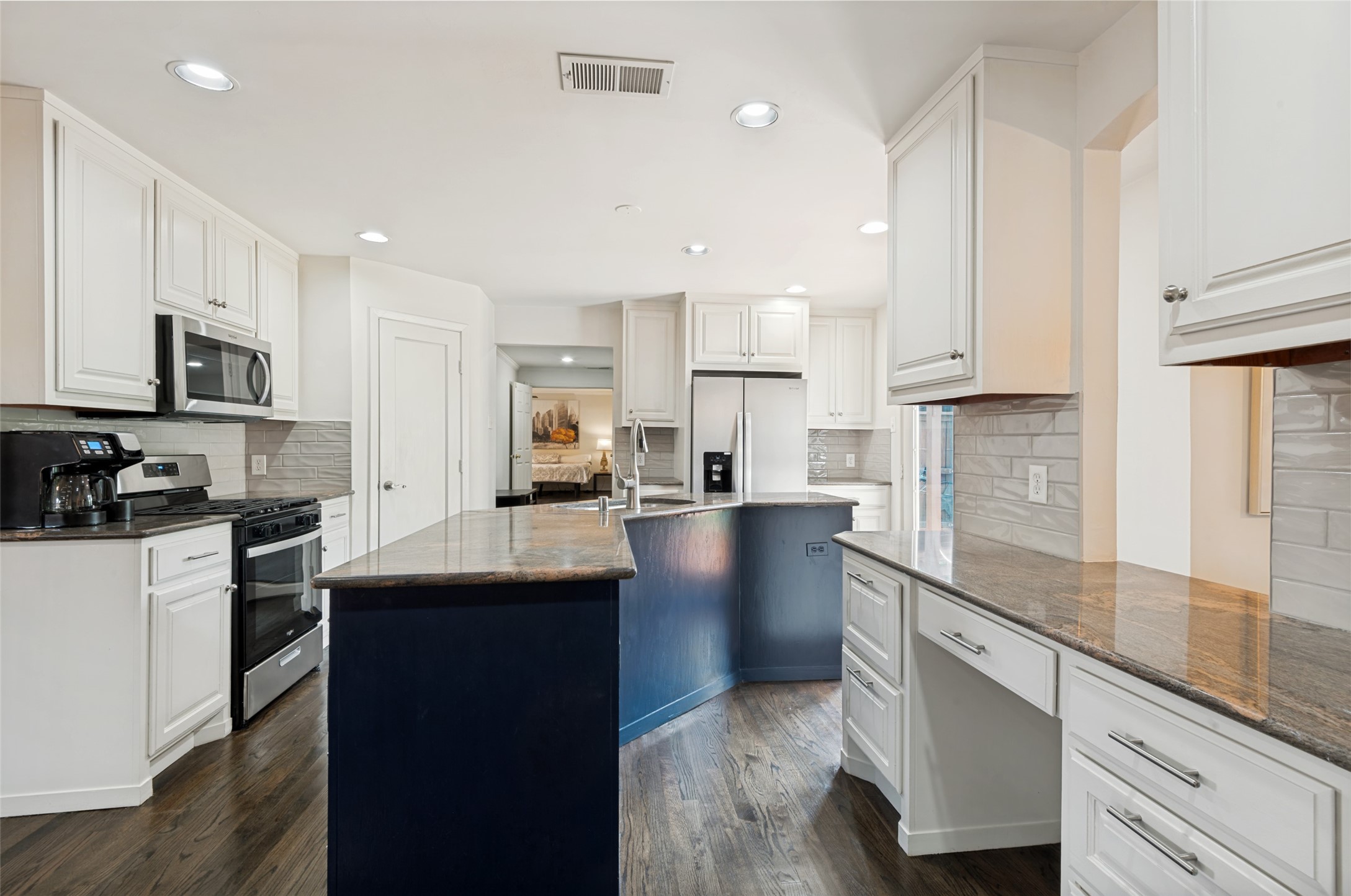 3581 Woodleigh Drive Dallas TX 75229