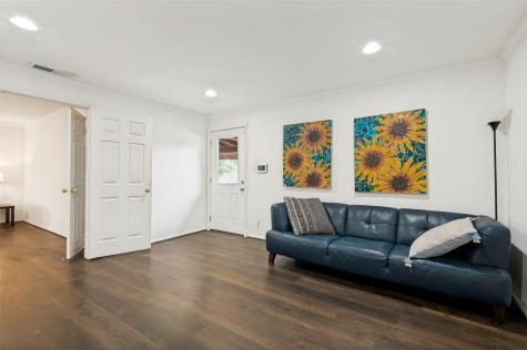 3581 Woodleigh Drive Dallas TX 75229