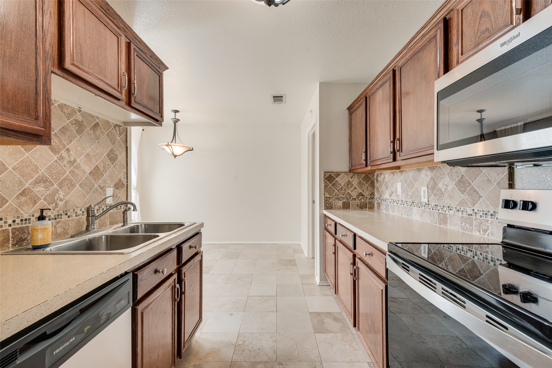 1214 Misty Meadow Drive Midlothian TX 76065