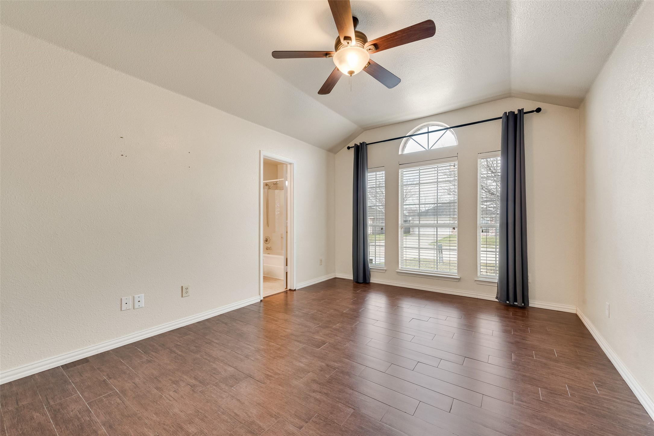 1214 Misty Meadow Drive Midlothian TX 76065