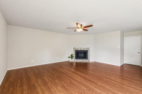 5620 Perrin Street The Colony TX 75056