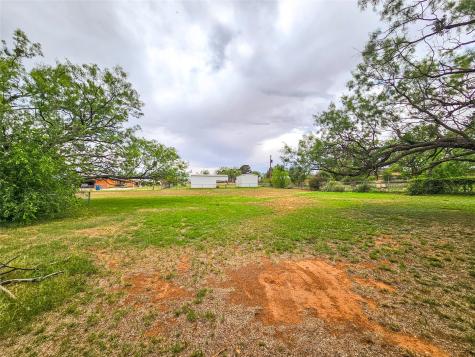 1002 Ridgecrest Street Sweetwater TX 79556