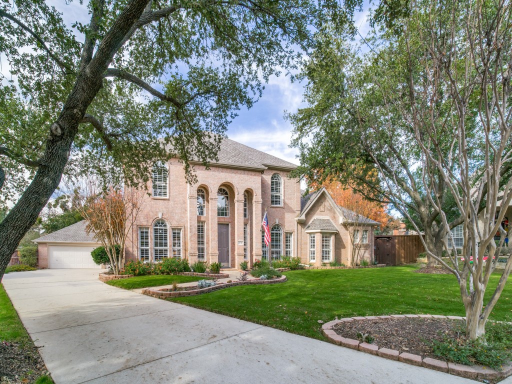 1717 Briaroaks Drive Flower Mound TX 75028
