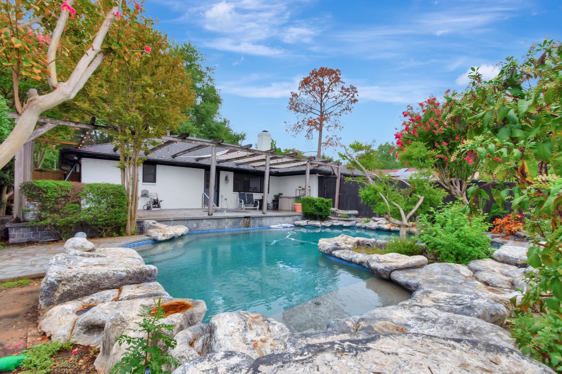 1507 Chisolm Trail Lewisville TX 75077