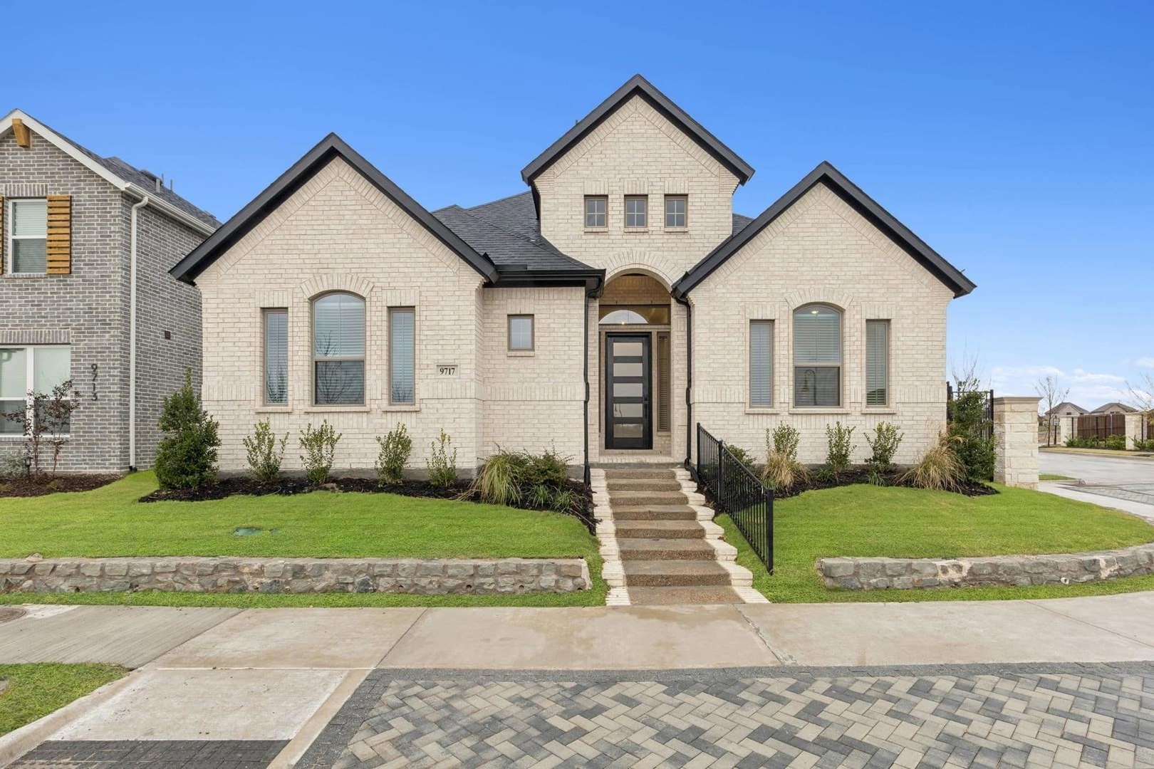 9816 Dahlia Boulevard Mesquite TX 75126
