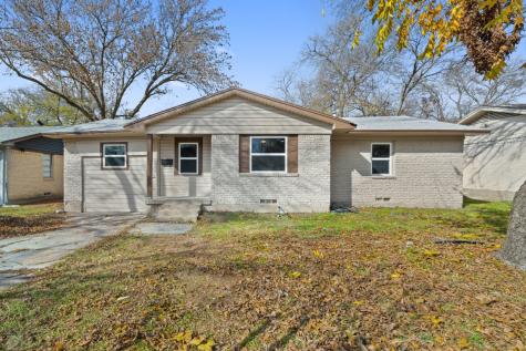 1523 Andrew Street Mesquite TX 75149