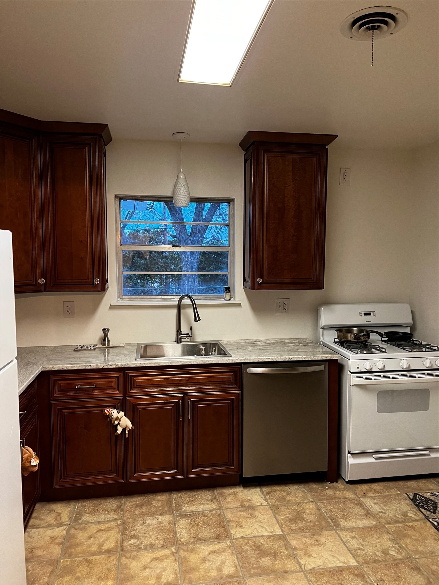 329 N Brighton Avenue Dallas TX 75208