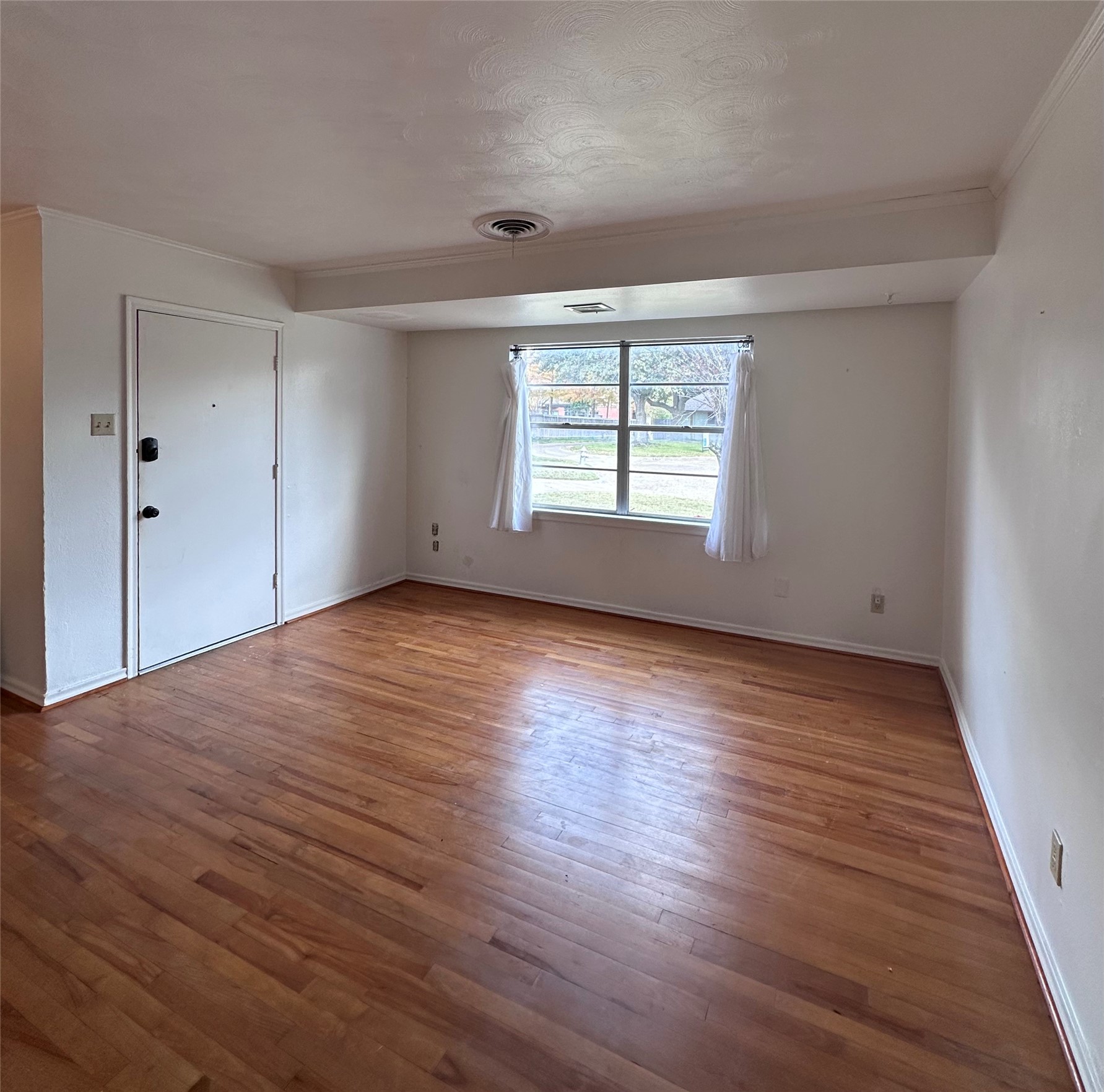 329 N Brighton Avenue Dallas TX 75208