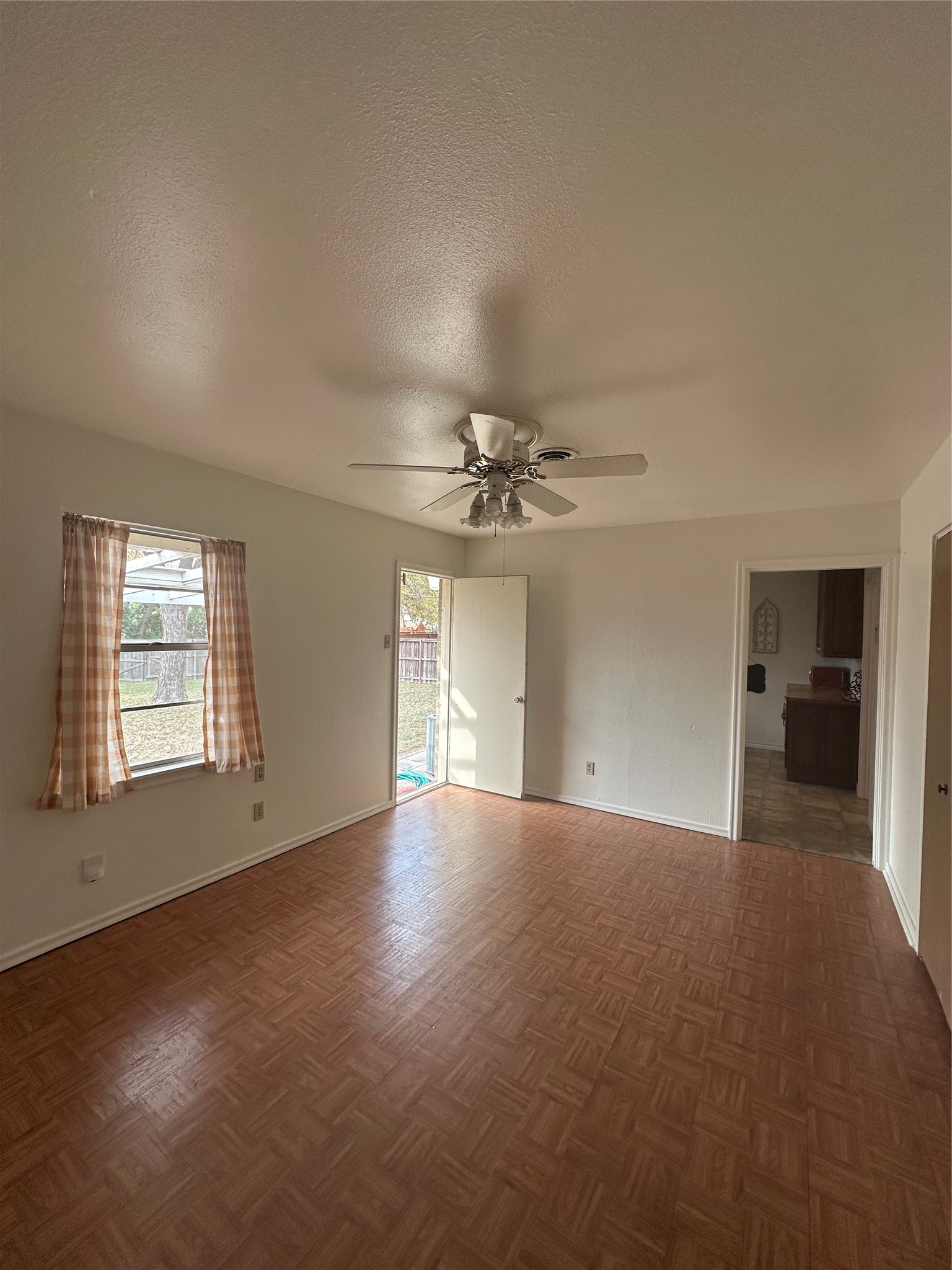 329 N Brighton Avenue Dallas TX 75208