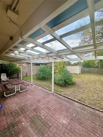 329 N Brighton Avenue Dallas TX 75208