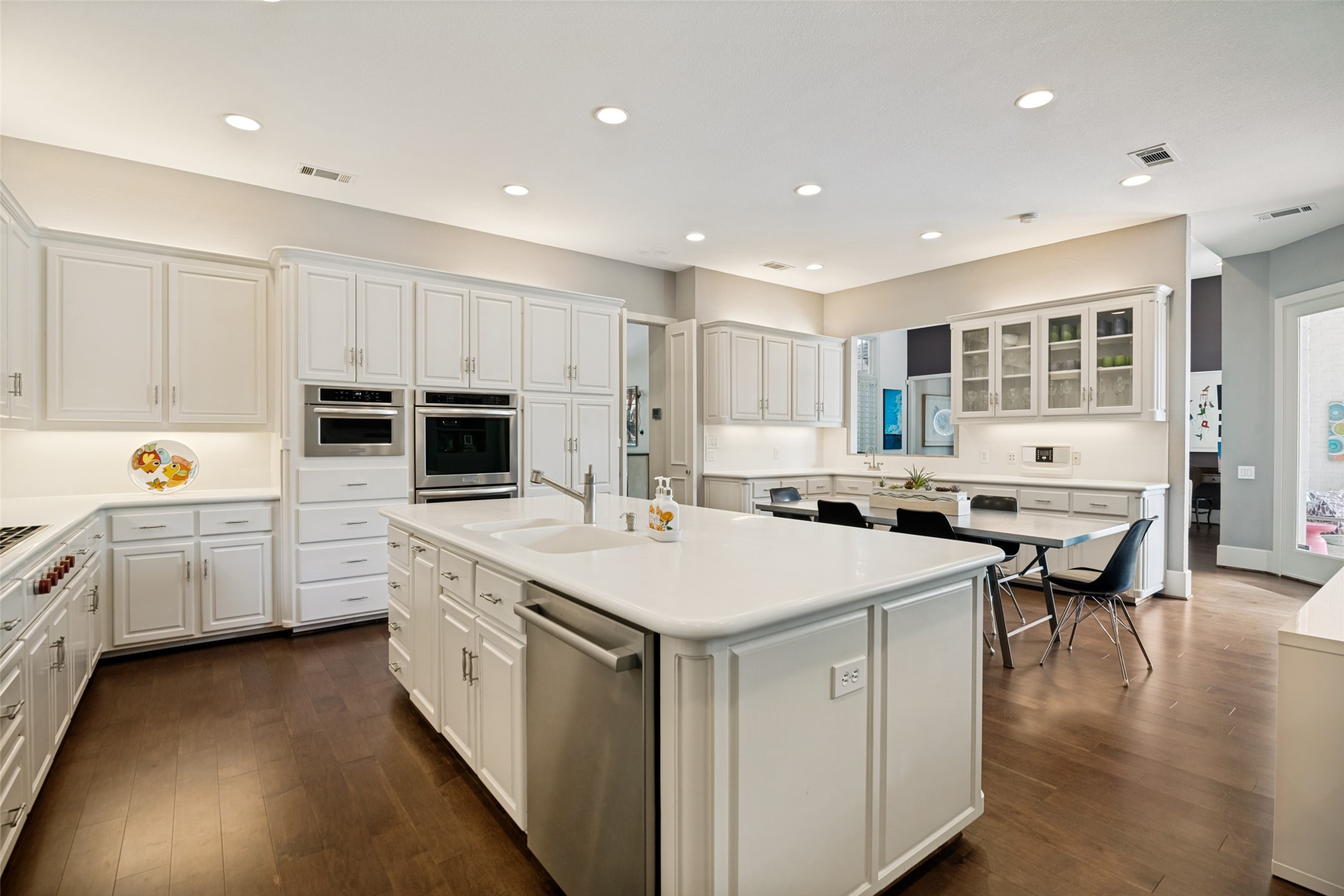 5904 Kensington Drive Plano TX 75093