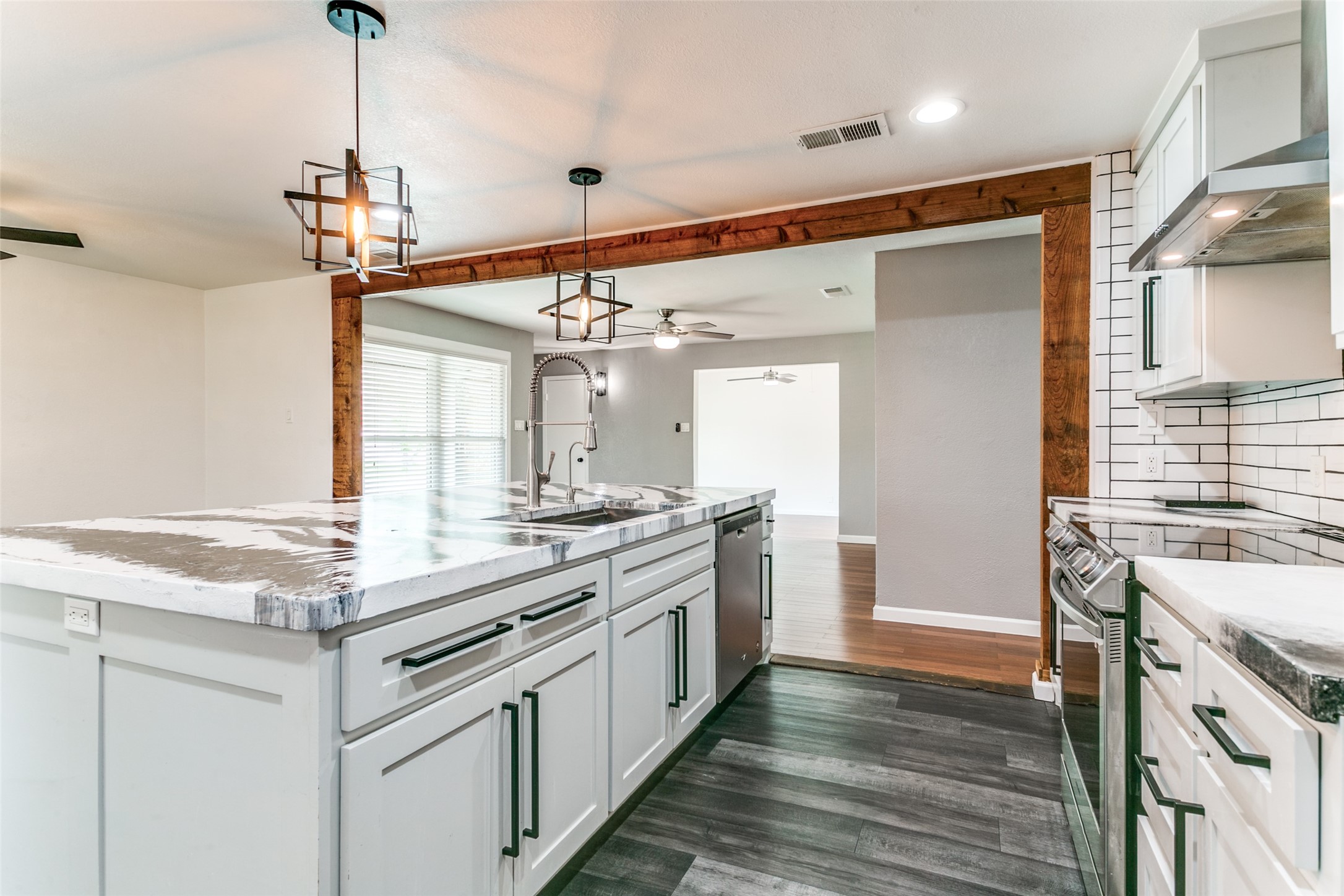 2928 Oxfordshire Lane Farmers Branch TX 75234