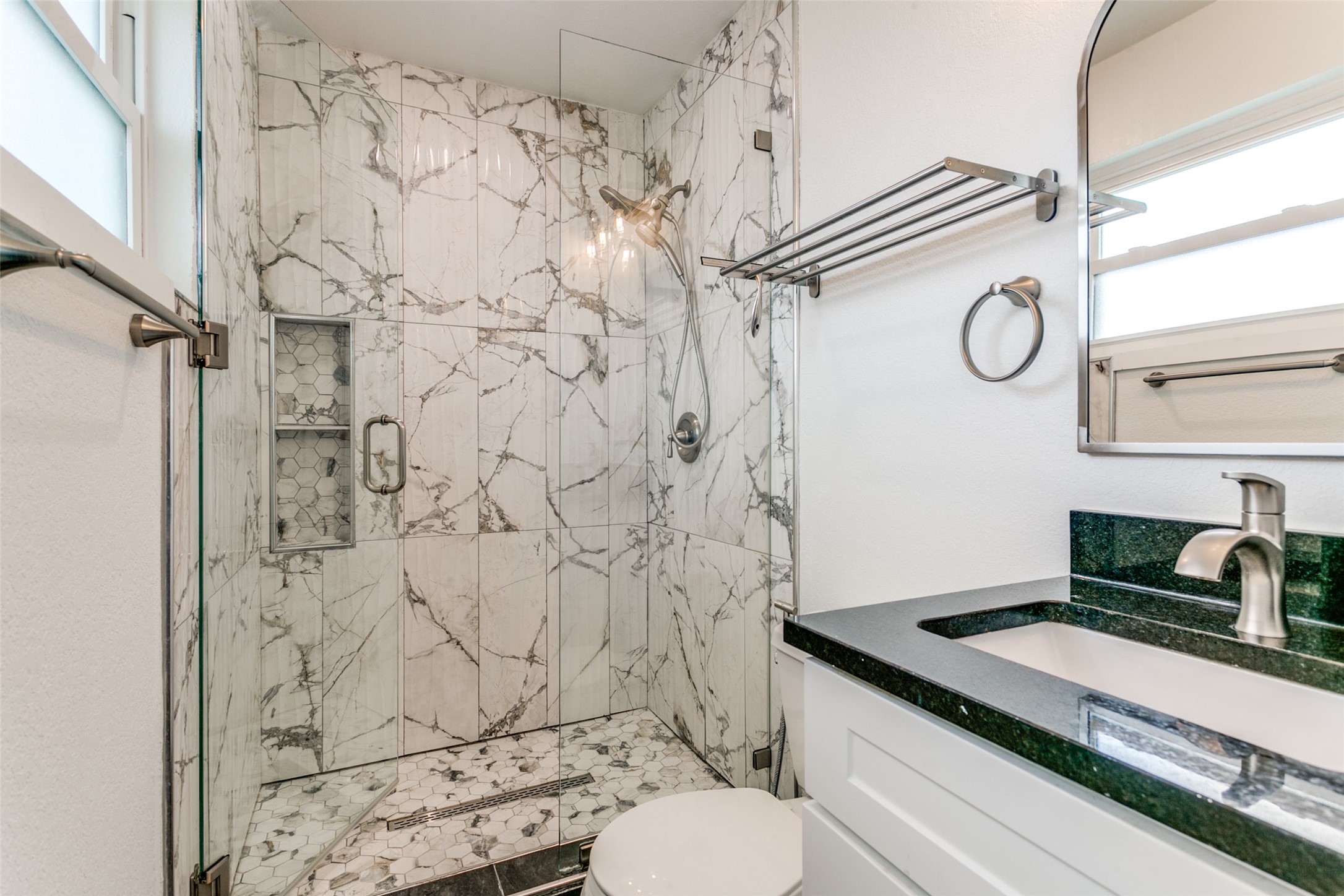 2928 Oxfordshire Lane Farmers Branch TX 75234