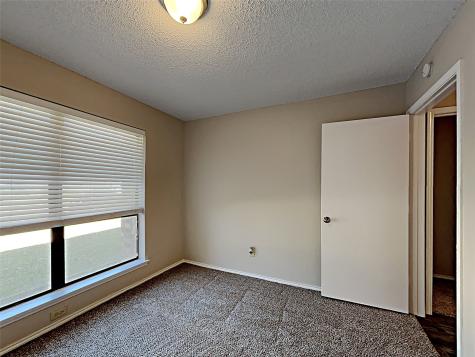 3404 Vine Ridge Bedford TX 76021
