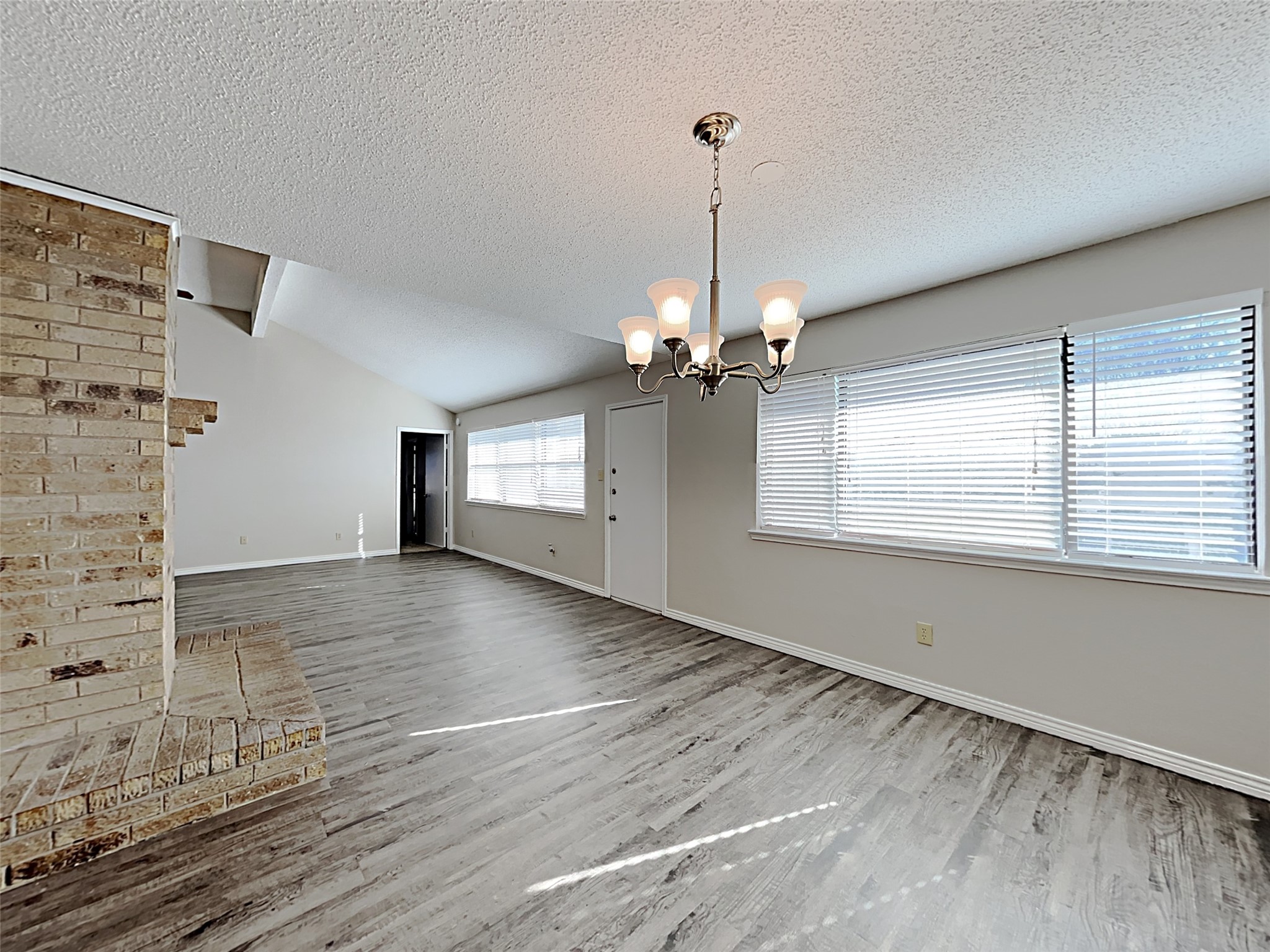 3404 Vine Ridge Bedford TX 76021
