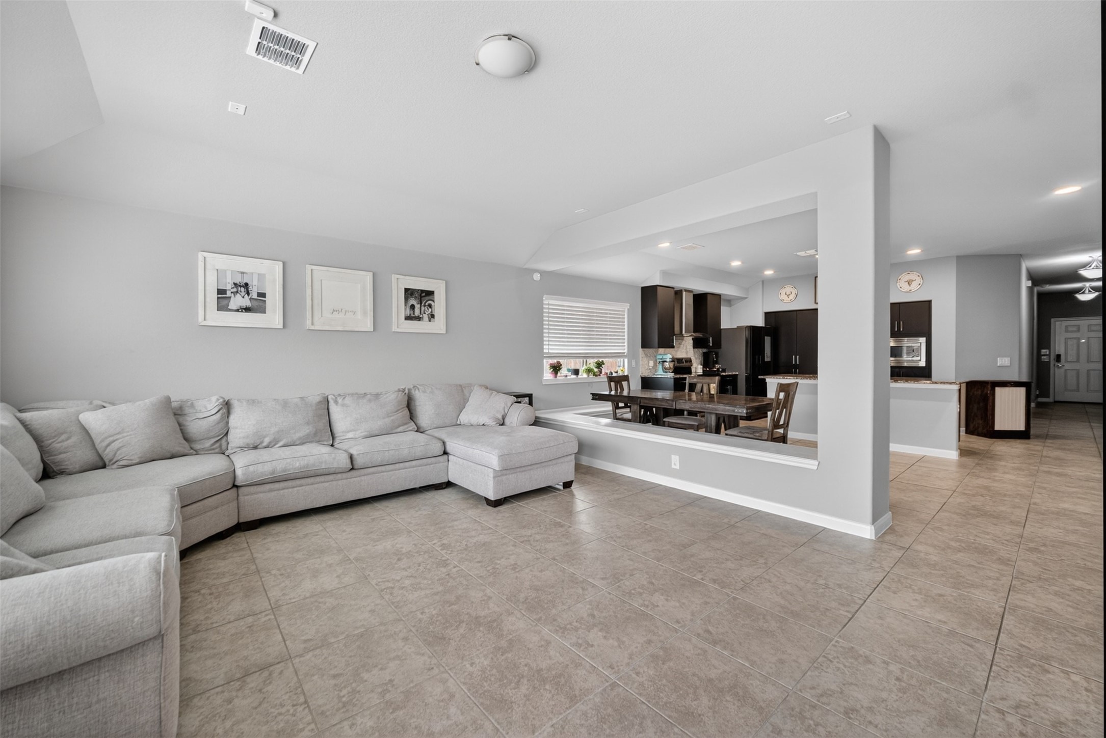 809 Cloverwood Drive Fort Worth TX 76036