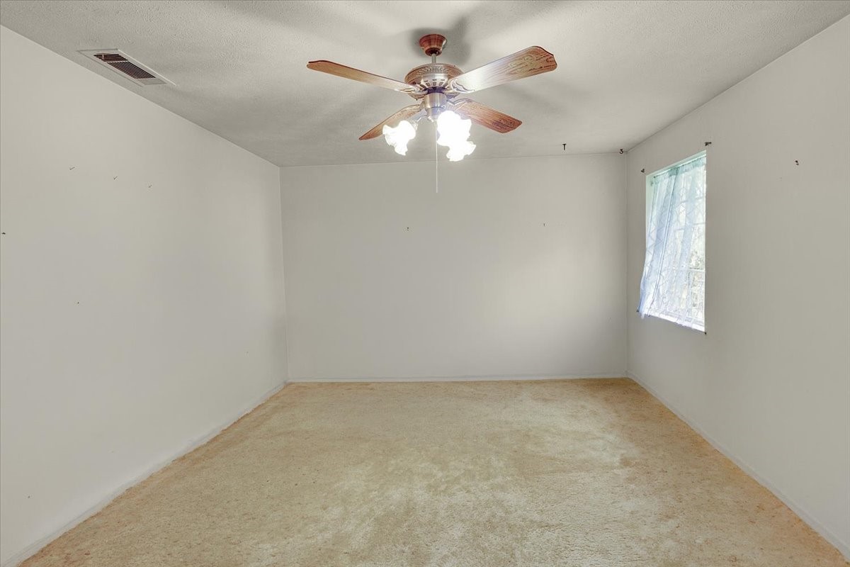 1811 Reynoldston Lane Dallas TX 75232
