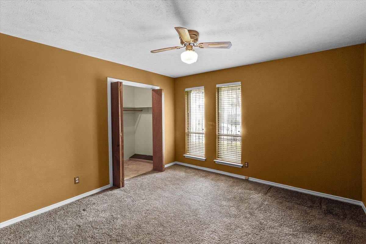 1811 Reynoldston Lane Dallas TX 75232