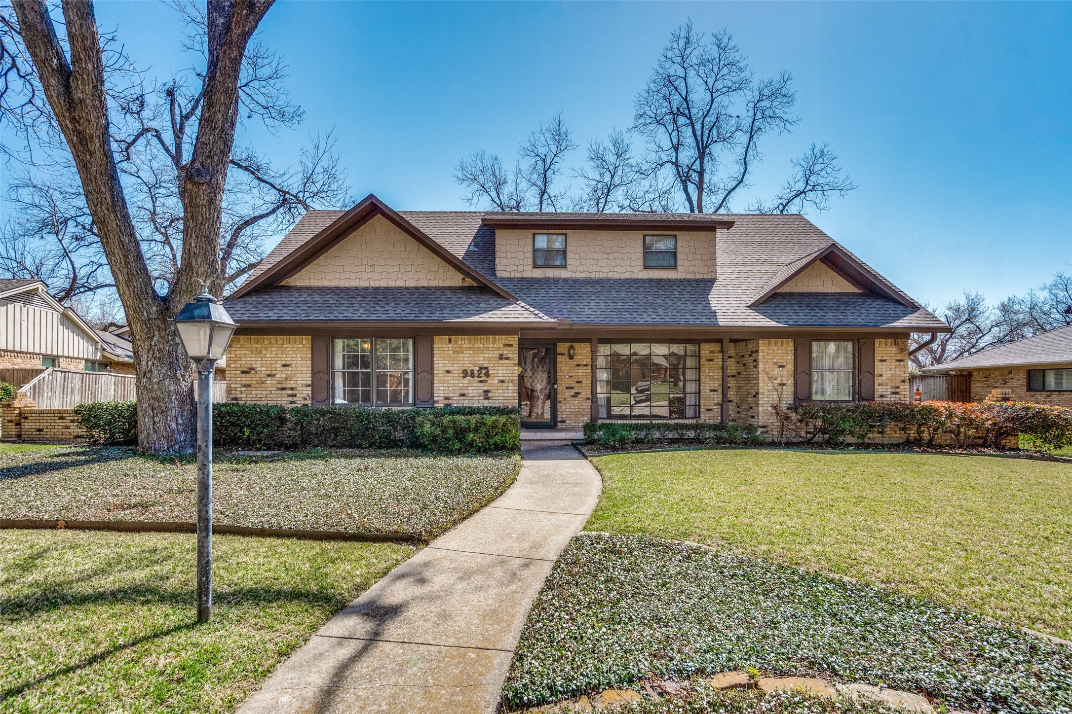 9824 Ravensway Drive Dallas TX 75238