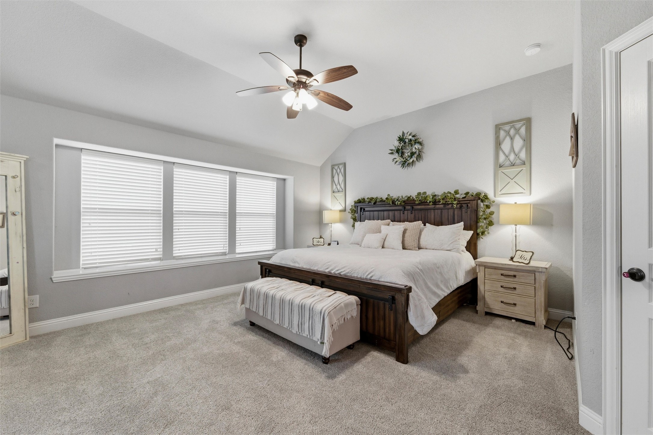 1128 Sutton Place Desoto TX 75115