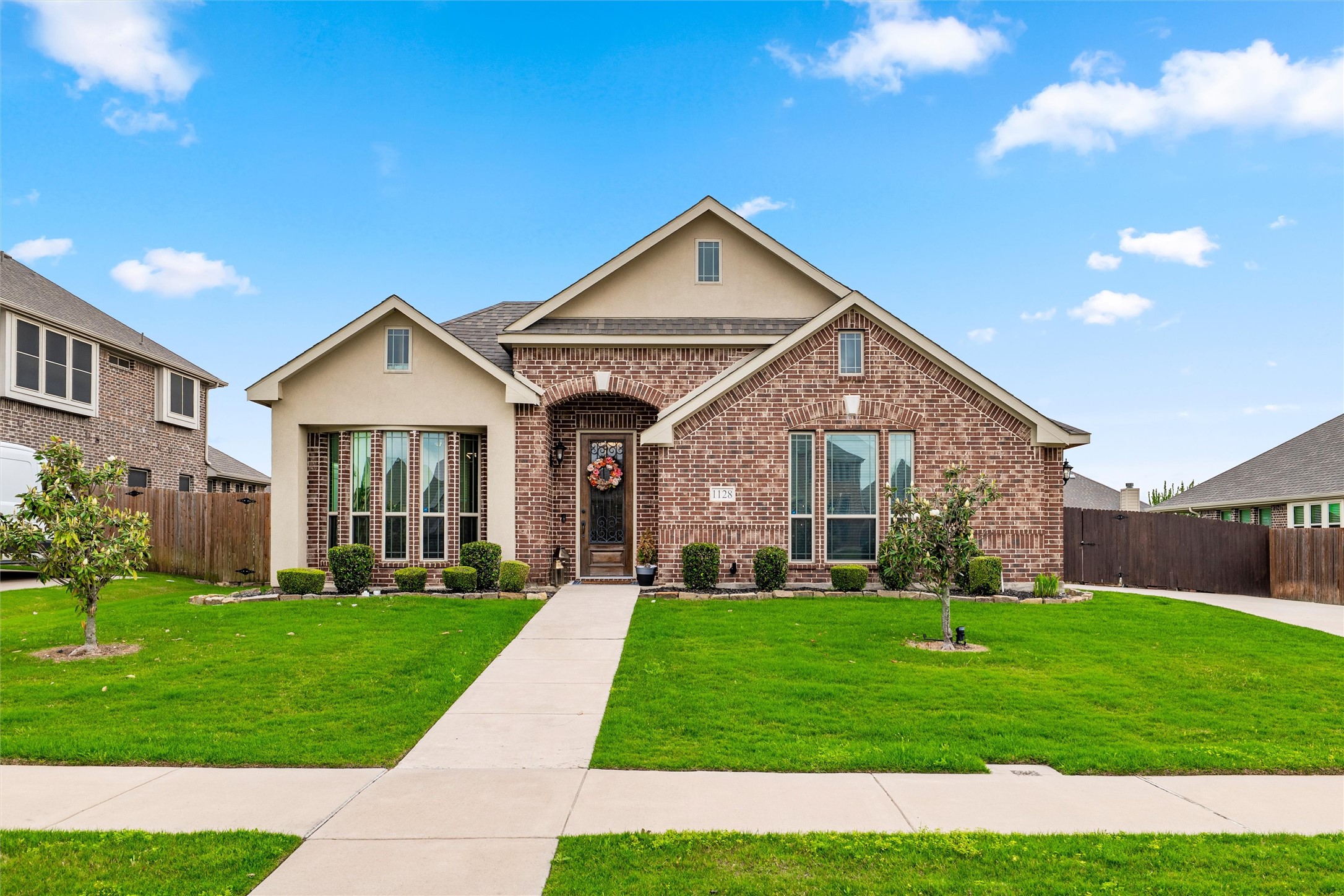 1128 Sutton Place Desoto TX 75115