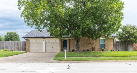 1917 Schumac Lane Bedford TX 76022