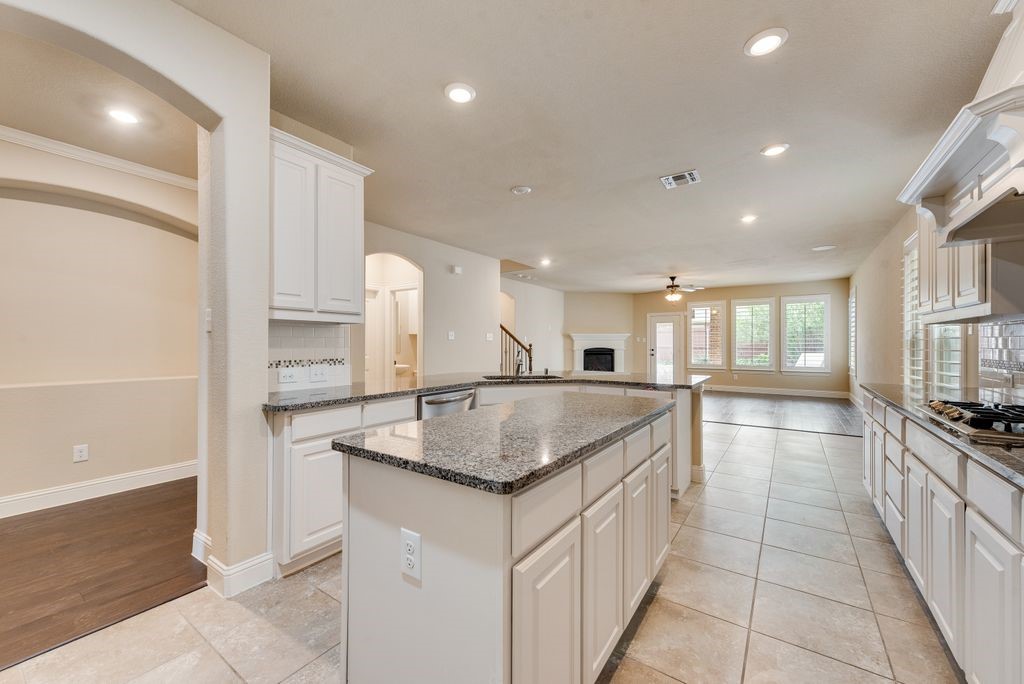 10705 Fort Davis Place Mckinney TX 75071