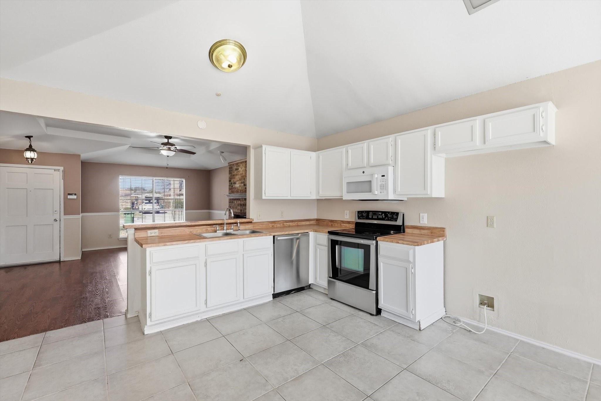 5722 Westchase Drive North Richland Hills TX 76180