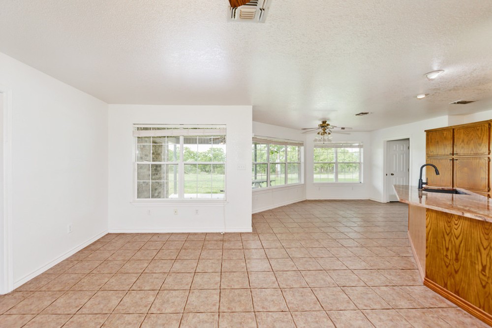 4316 Leona Road Bowie TX 76230