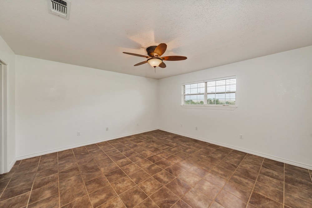 4316 Leona Road Bowie TX 76230