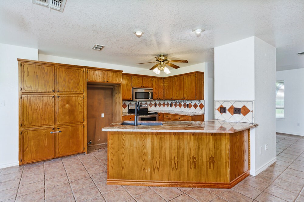 4316 Leona Road Bowie TX 76230