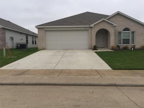 1405 Gallina Trail Fort Worth TX 76119