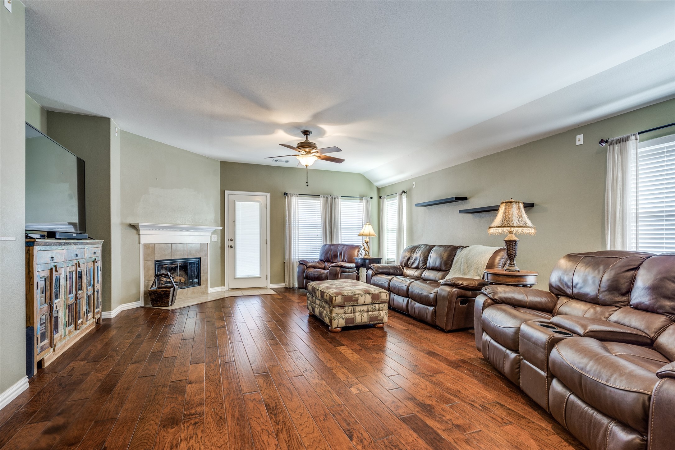216 Cliffbrook Drive Wylie TX 75098