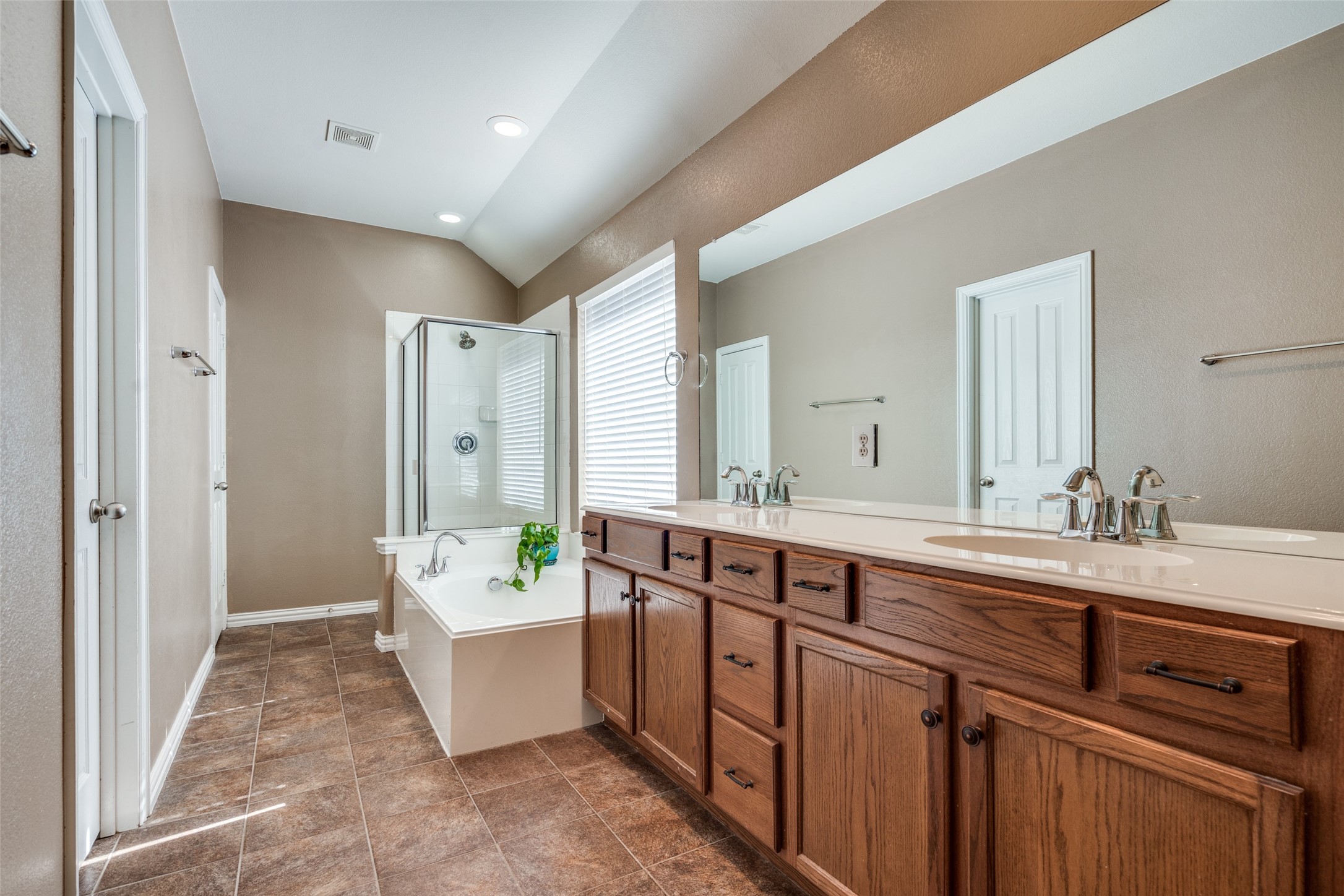 216 Cliffbrook Drive Wylie TX 75098