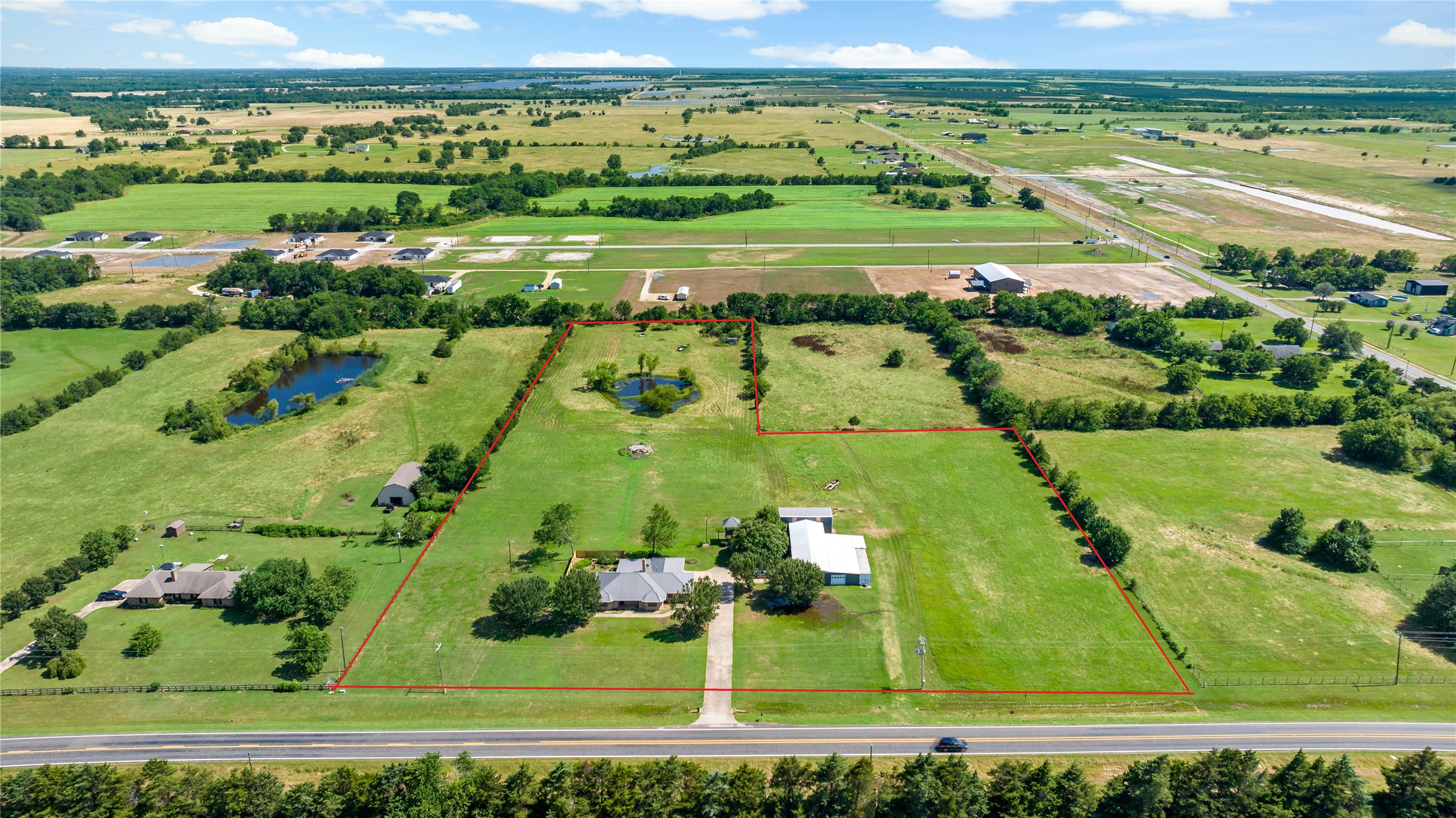 4395 Farm Road 2820 Sumner TX 75486