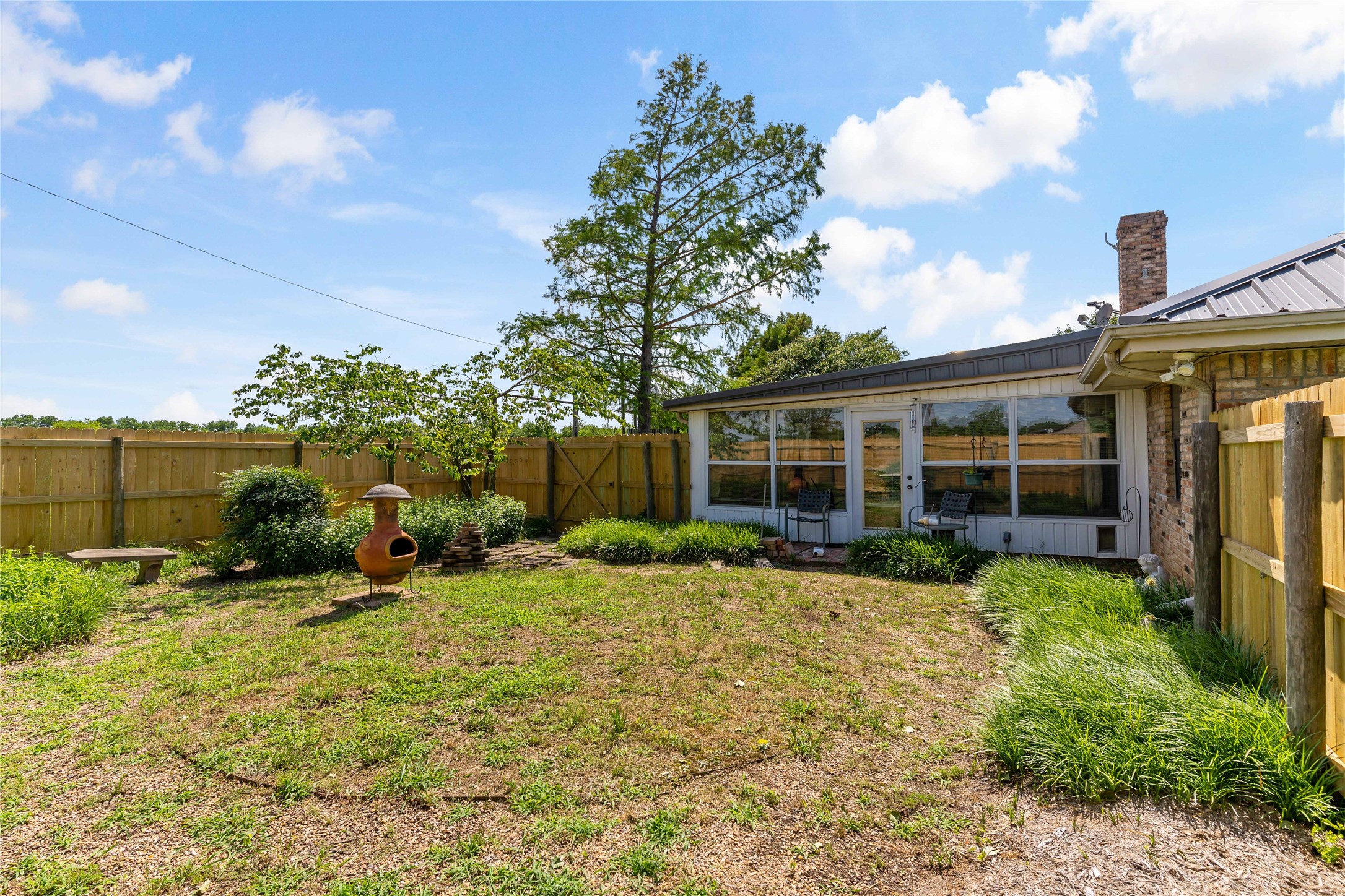 4395 Farm Road 2820 Sumner TX 75486