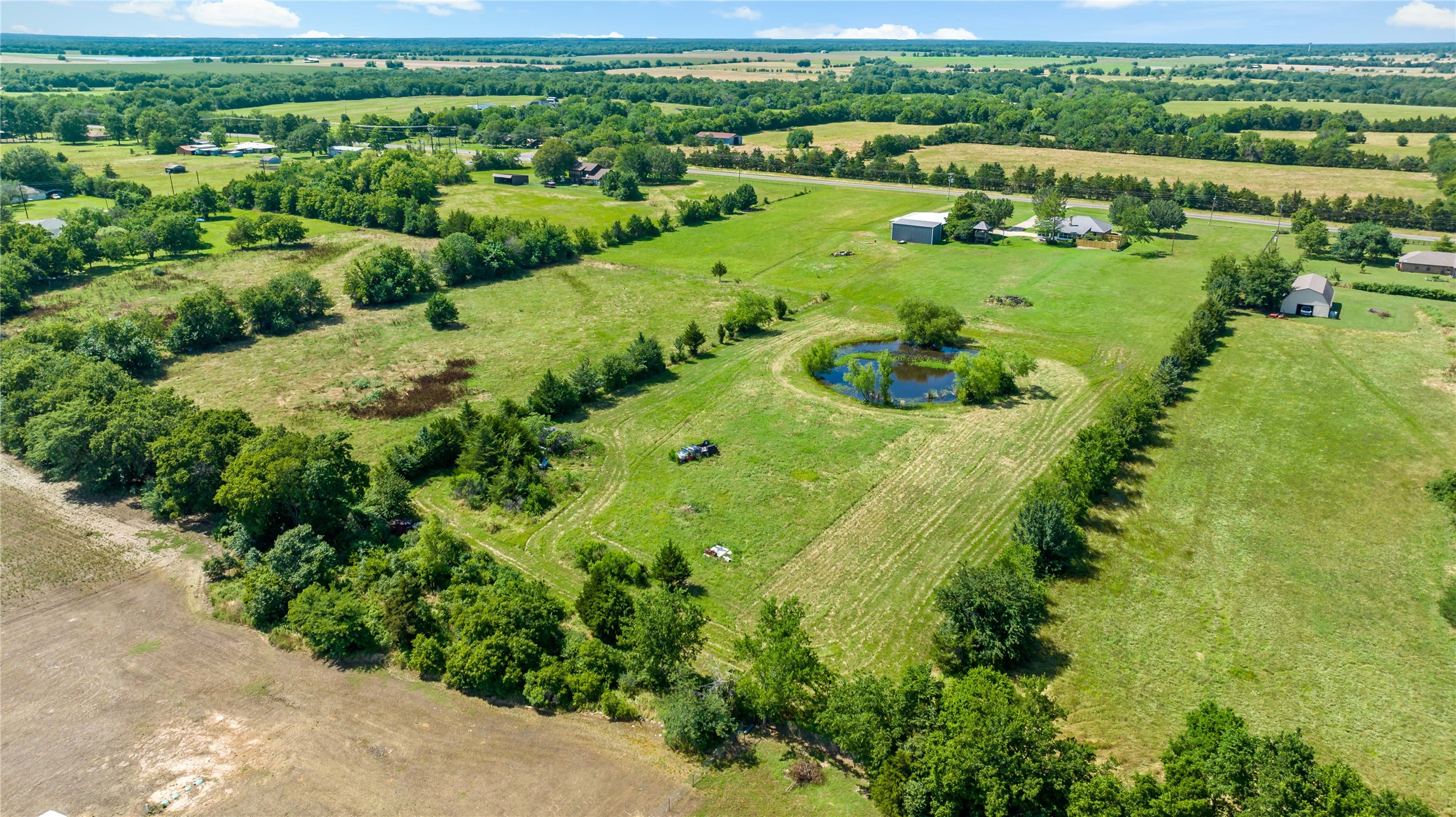 4395 Farm Road 2820 Sumner TX 75486