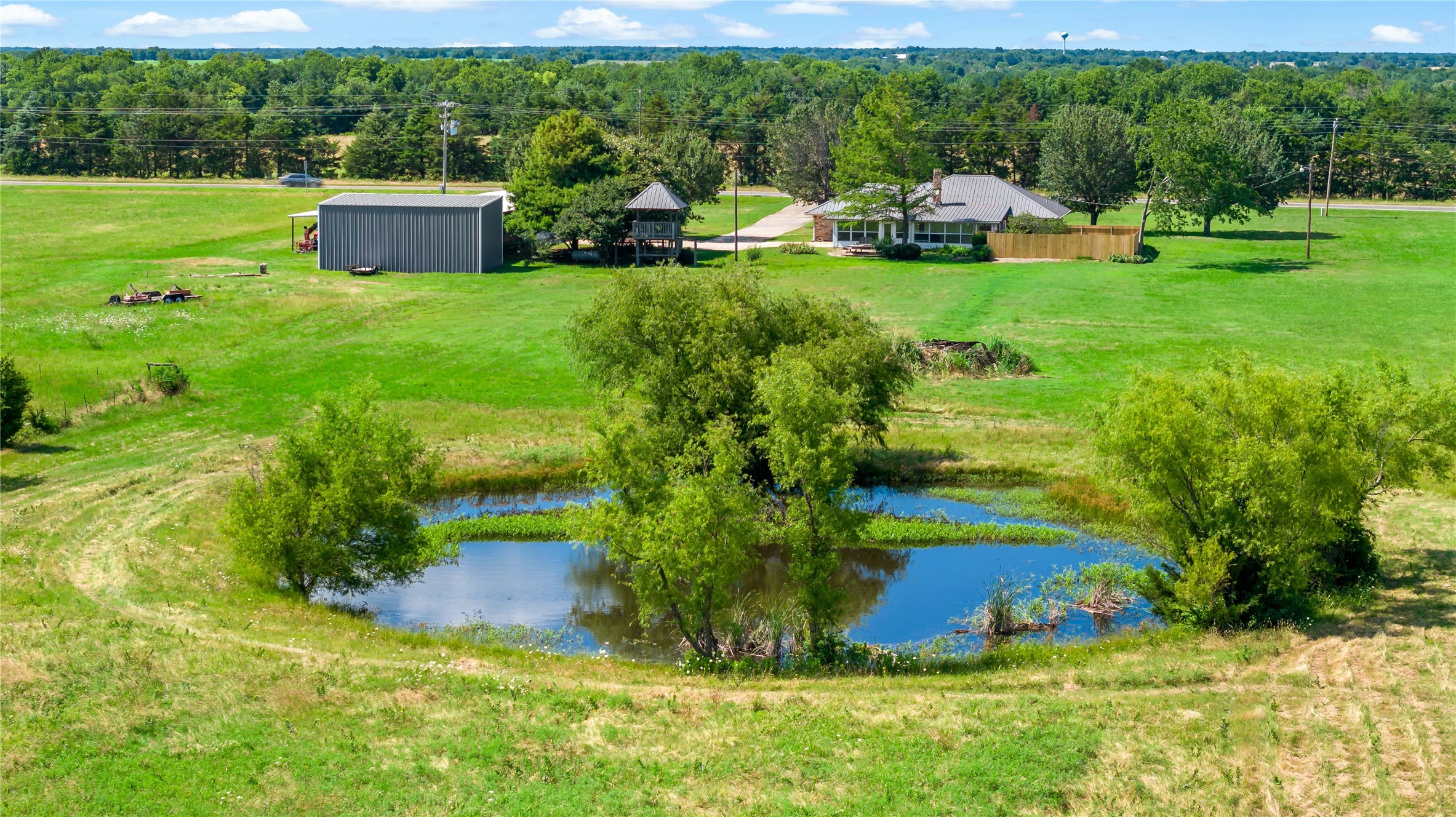 4395 Farm Road 2820 Sumner TX 75486