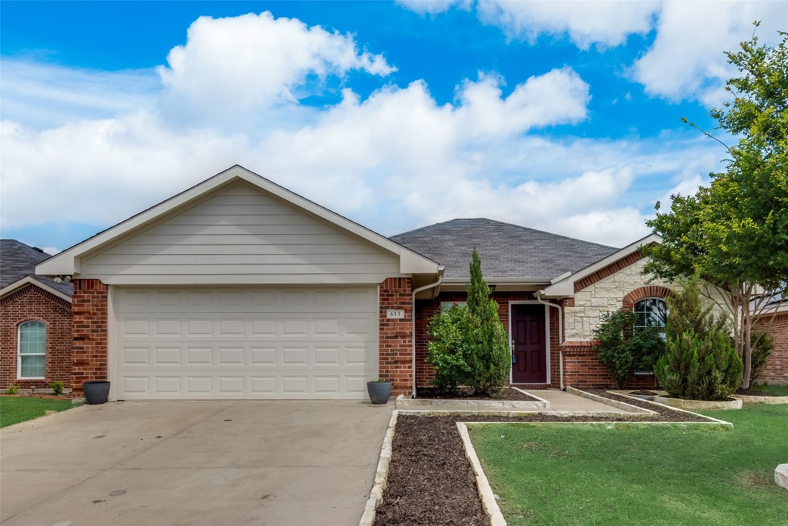 613 Antonio Lane Waxahachie TX 75165