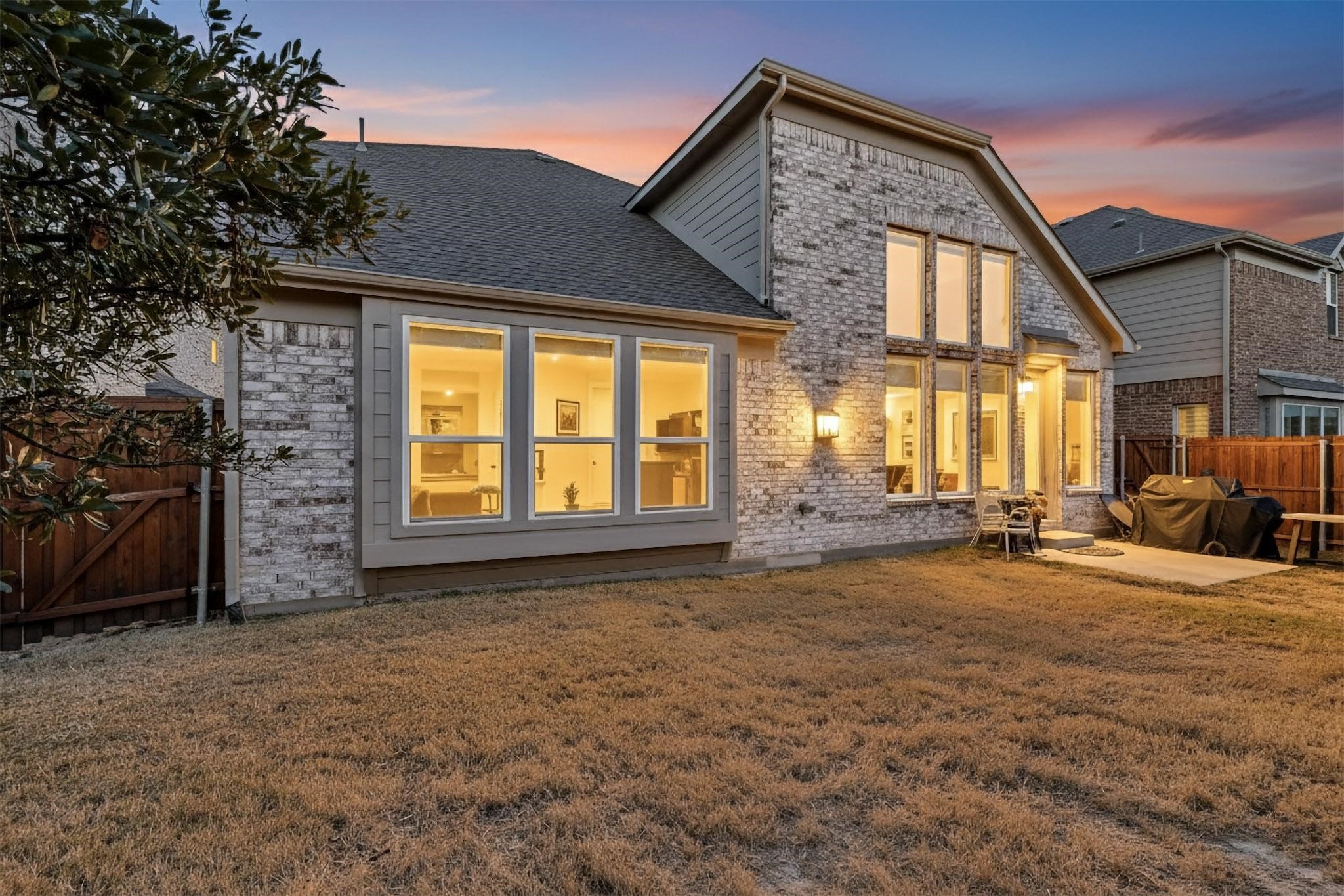 312 Chandan Way Irving TX 75063