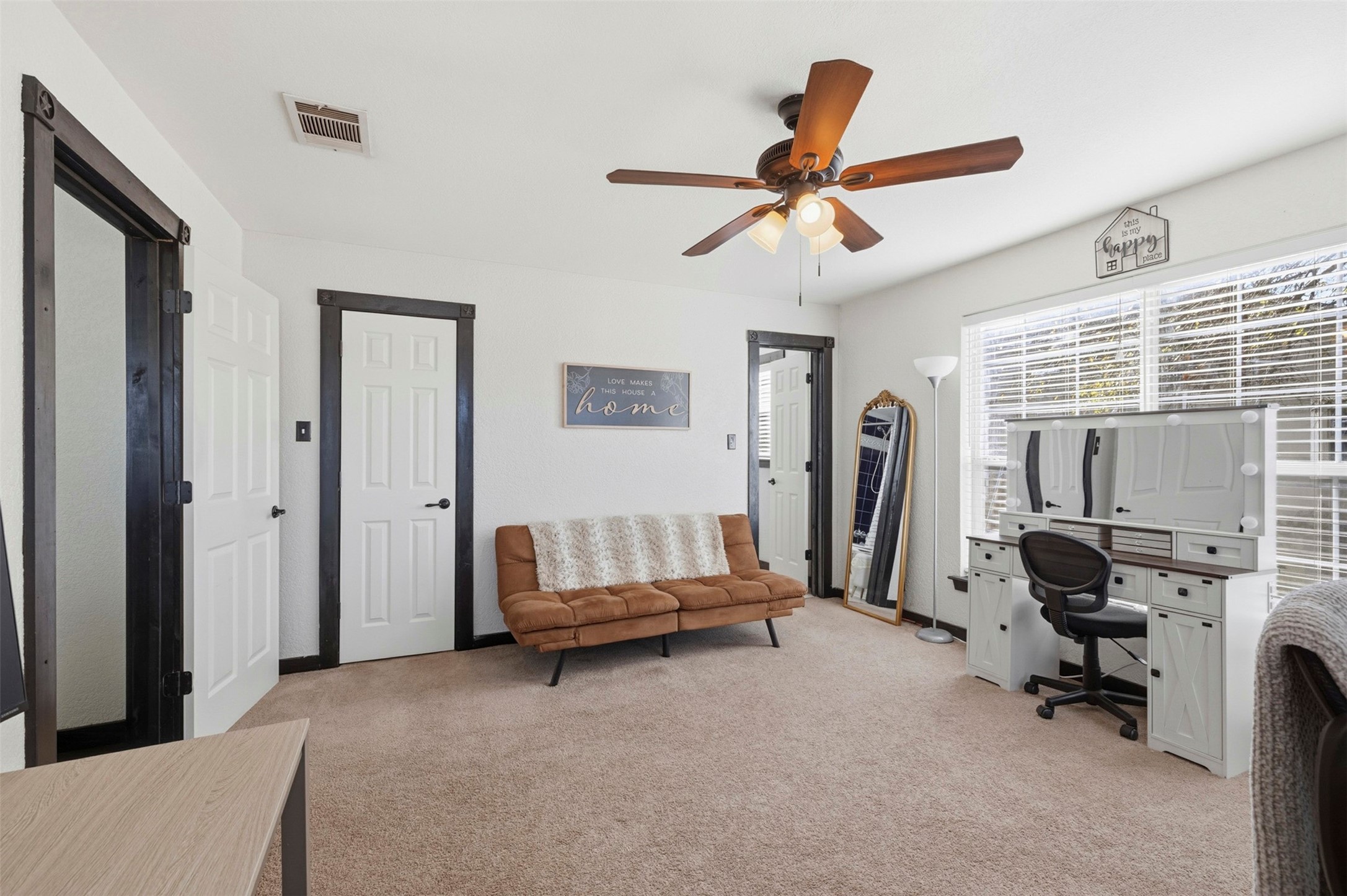 1015 N Howeth Street Gainesville TX 76240