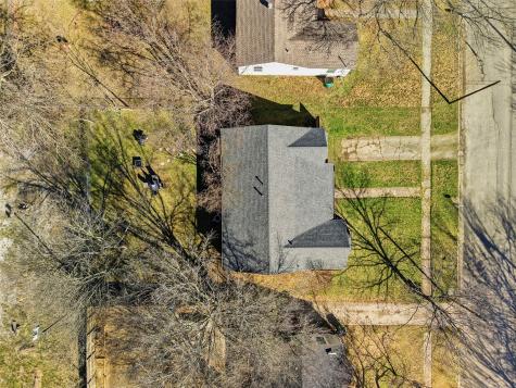 1015 N Howeth Street Gainesville TX 76240
