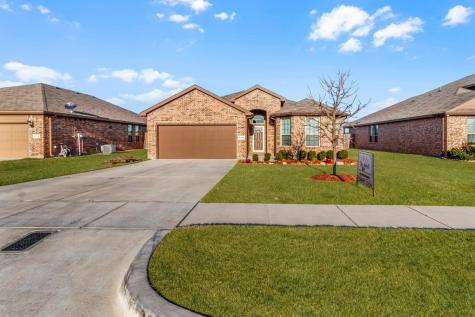 1712 Cross Creek Lane Cleburne TX 76033